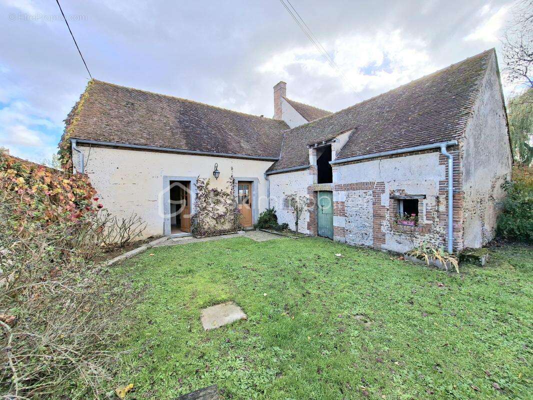 Maison à SAINT-BENOIT-SUR-LOIRE