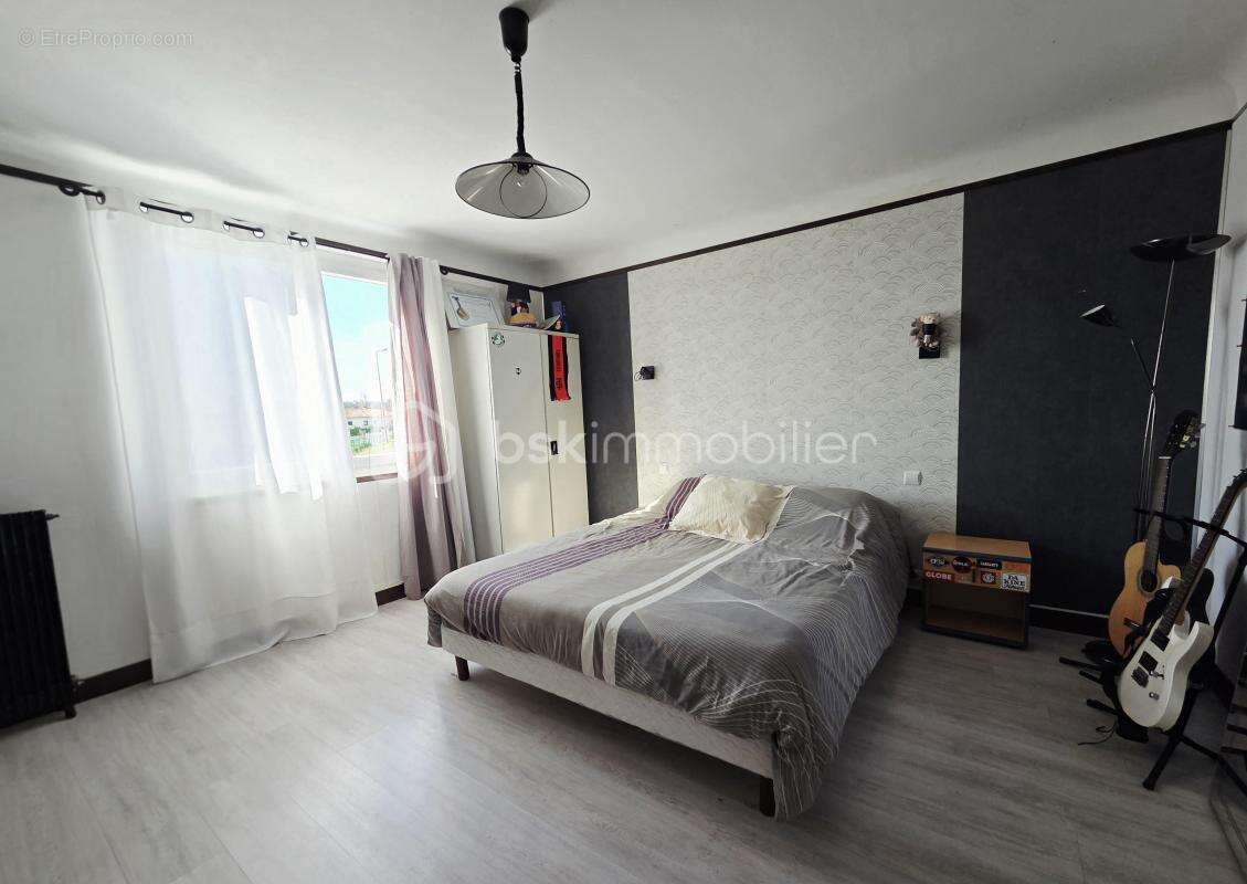 Maison landaise + dépendances - photo 12