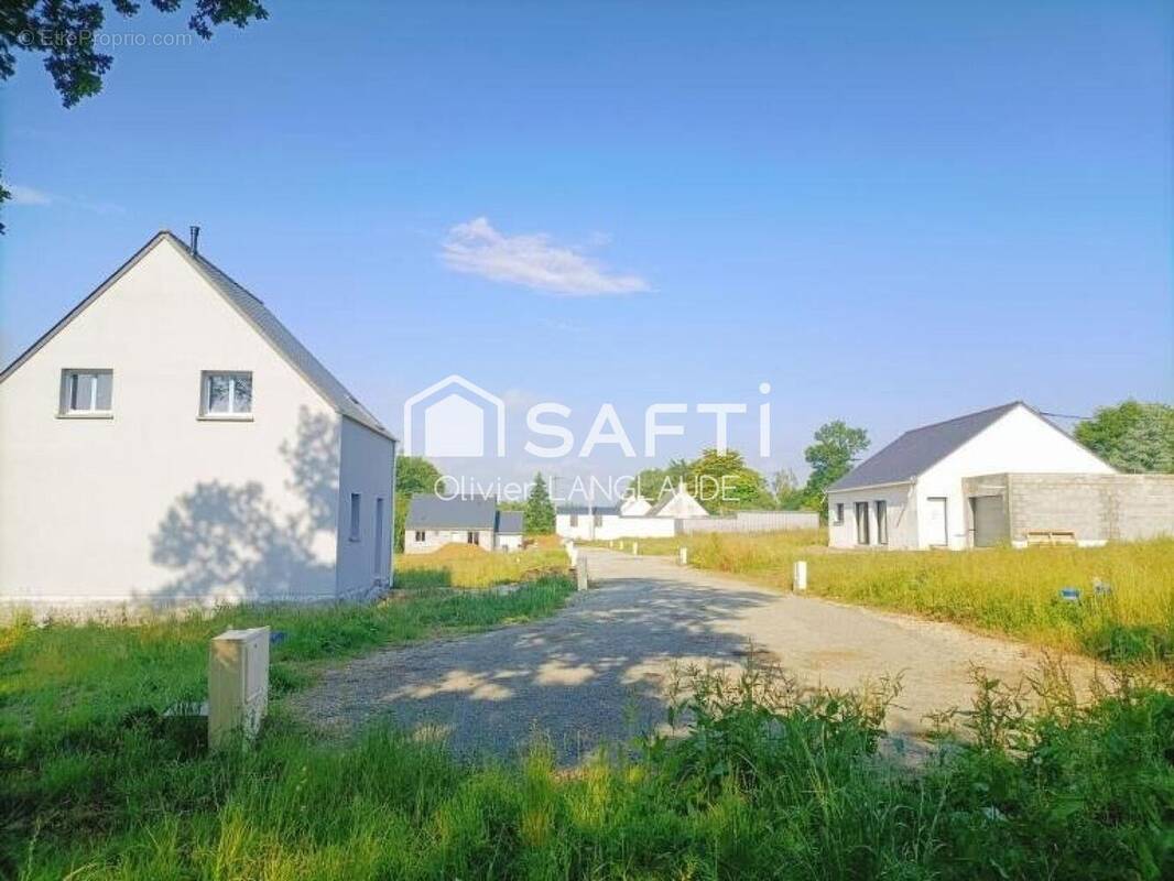 Photo 1 - Terrain à SAINT-SEGLIN