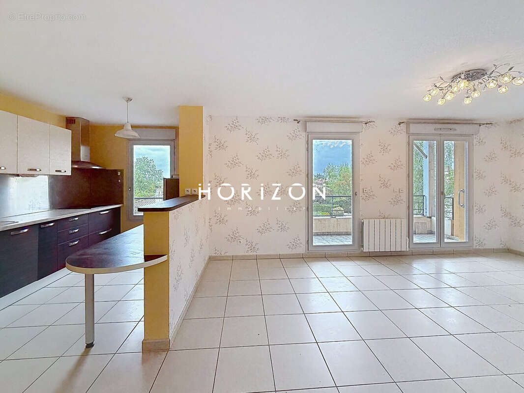 Appartement à QUINCIEUX