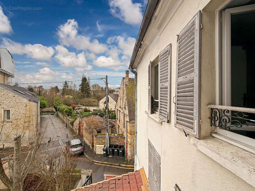 Appartement à PONTOISE
