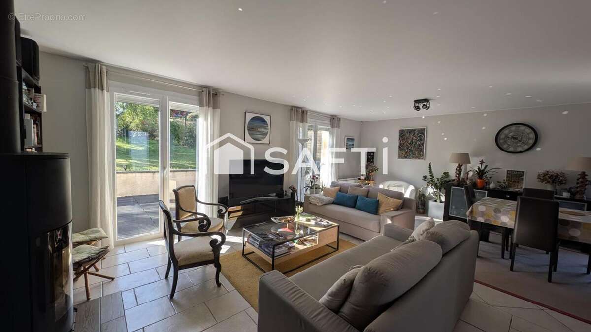 Maison 154 m² à Muizon  - photo 2