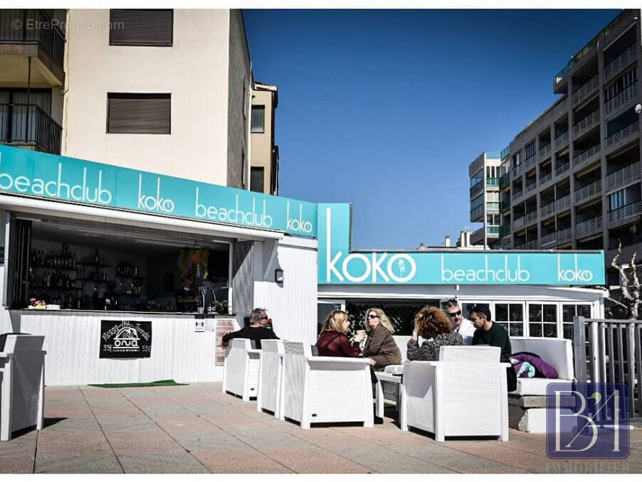 Commerce à POLIGNAC