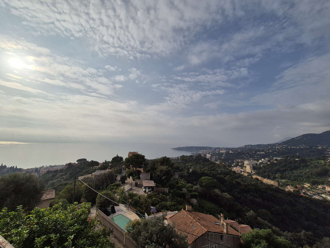 Appartement à MENTON