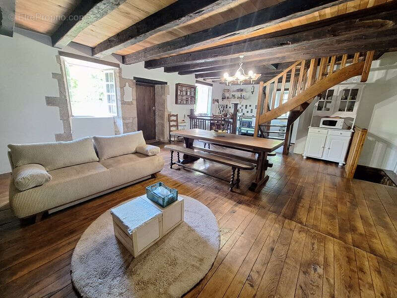 Maison à SOUSCEYRAC