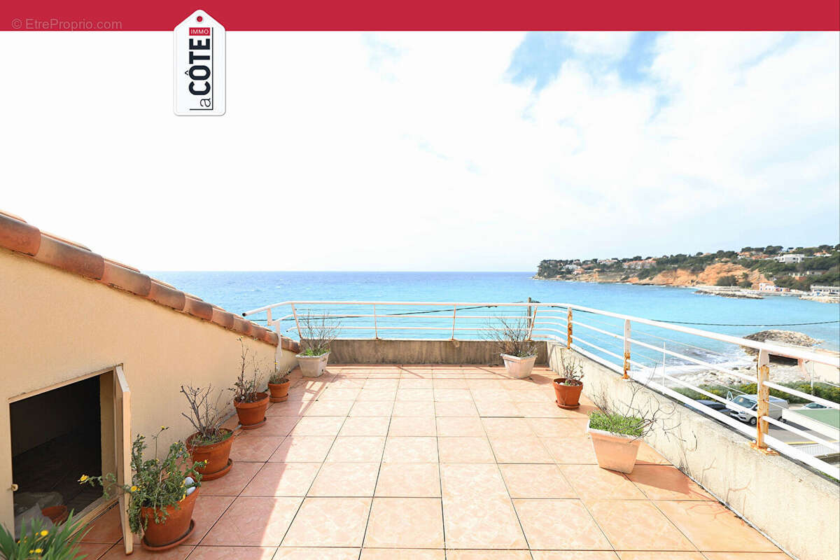 Appartement à CARRY-LE-ROUET