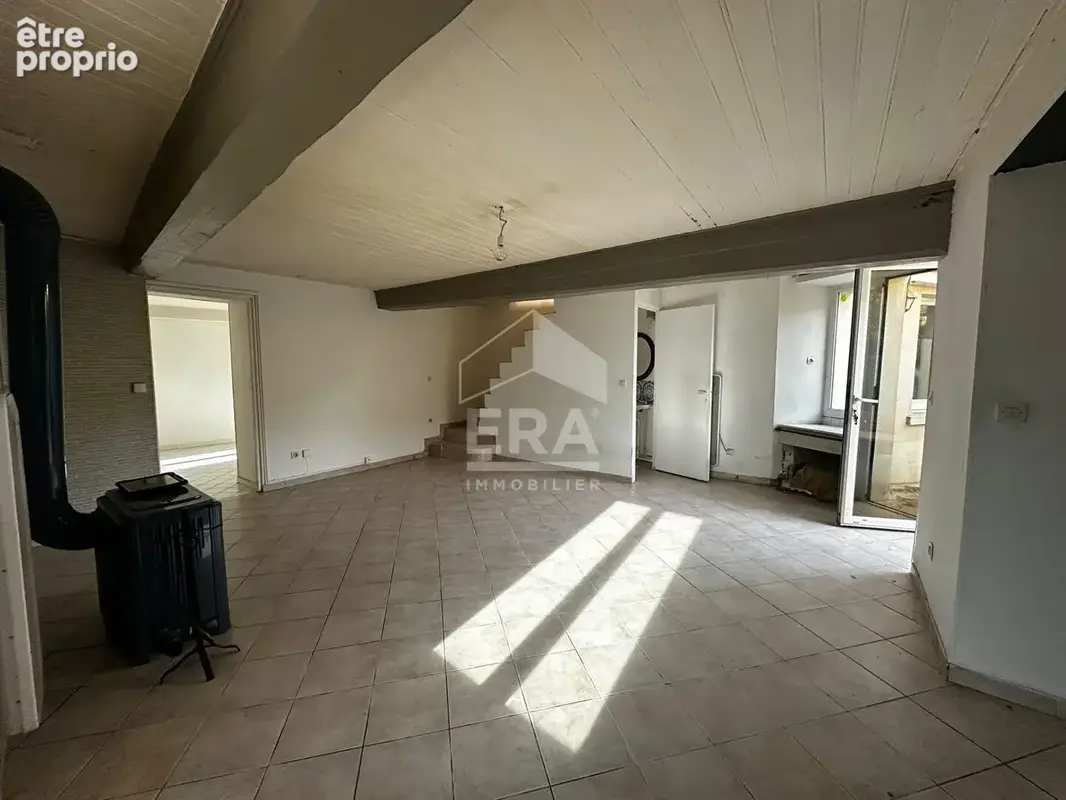 Ensemble immobilier avec deux maisons et grange - Val de Livre (Tauxières-Mutry) - photo 13