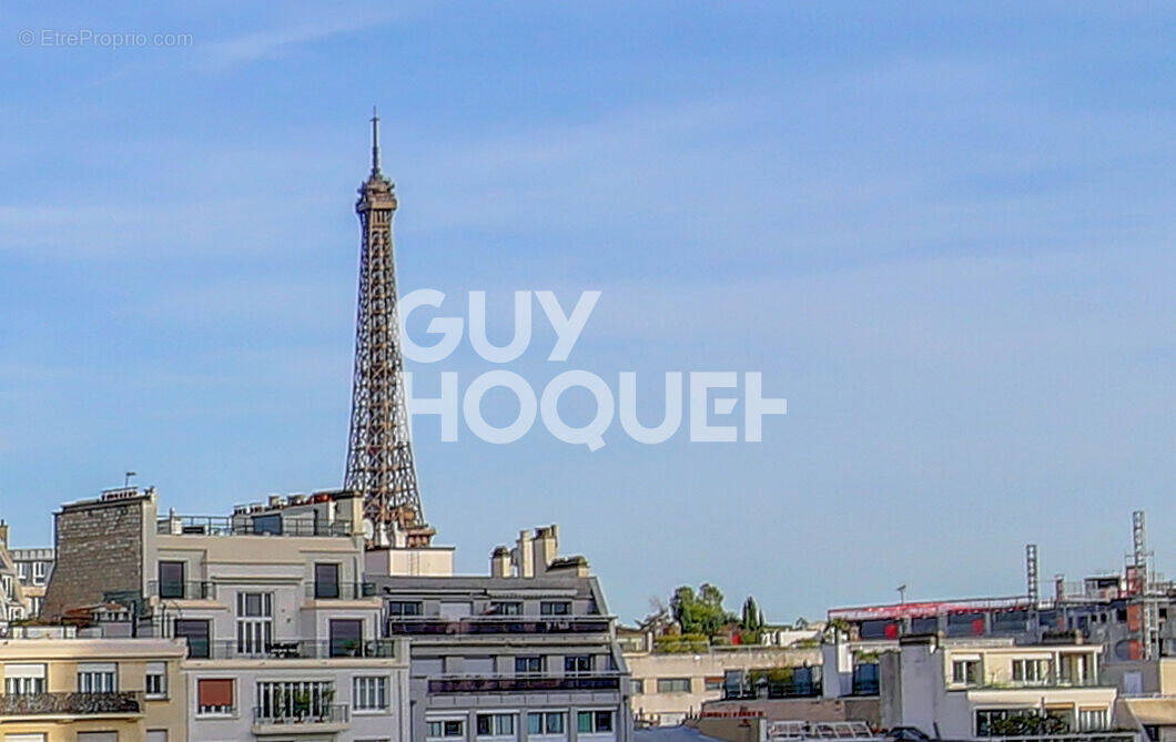 Appartement à PARIS-16E