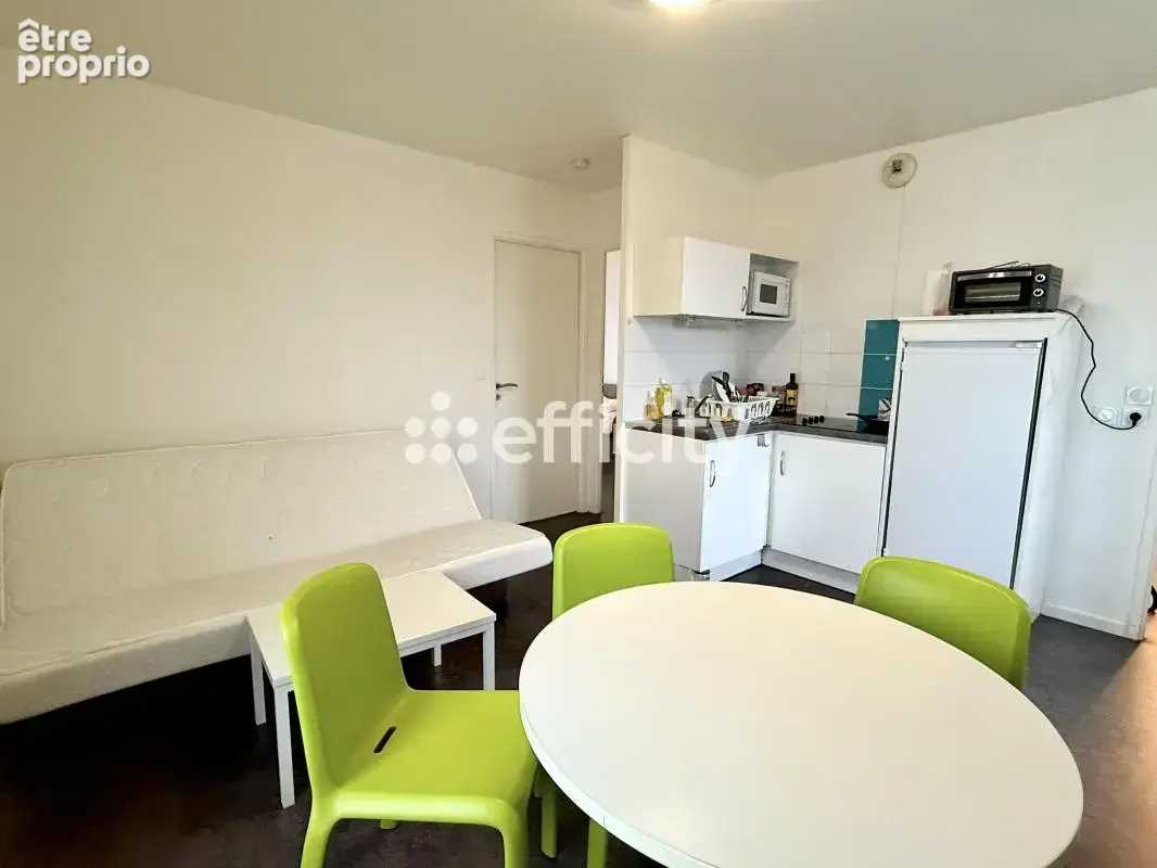 Appartement 3 pièces 50 m² à vendre à Lille (59800) - photo 2