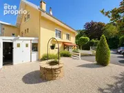 Maison à MAUBEC