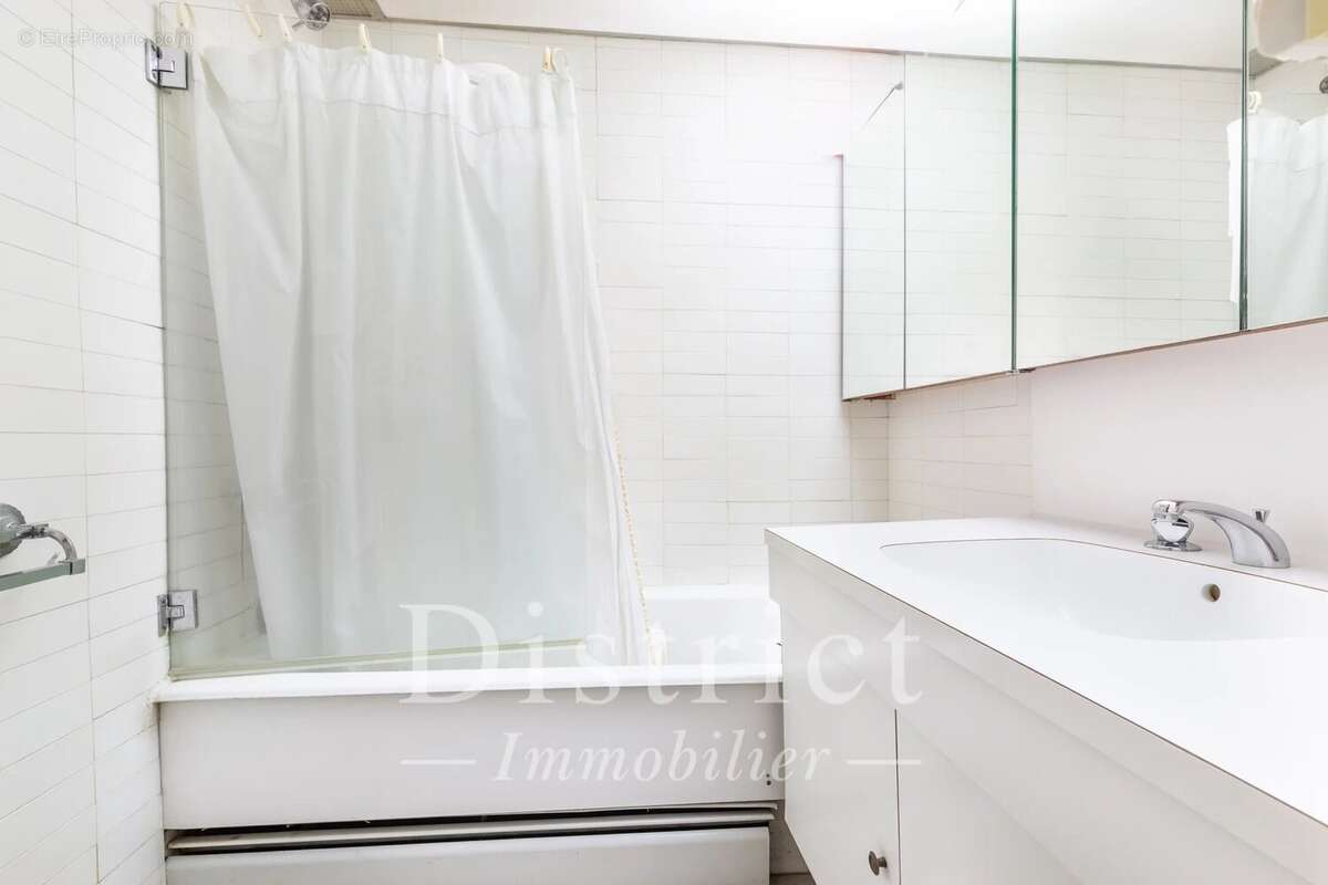 Appartement à PARIS-4E
