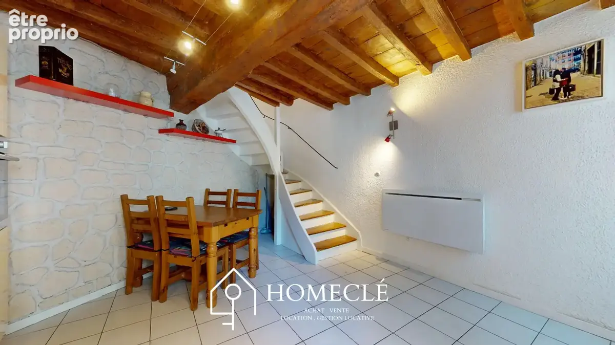Appartement Triplex - 45 m2 - Centre-ville de Montmerle-sur-Saône - photo 4