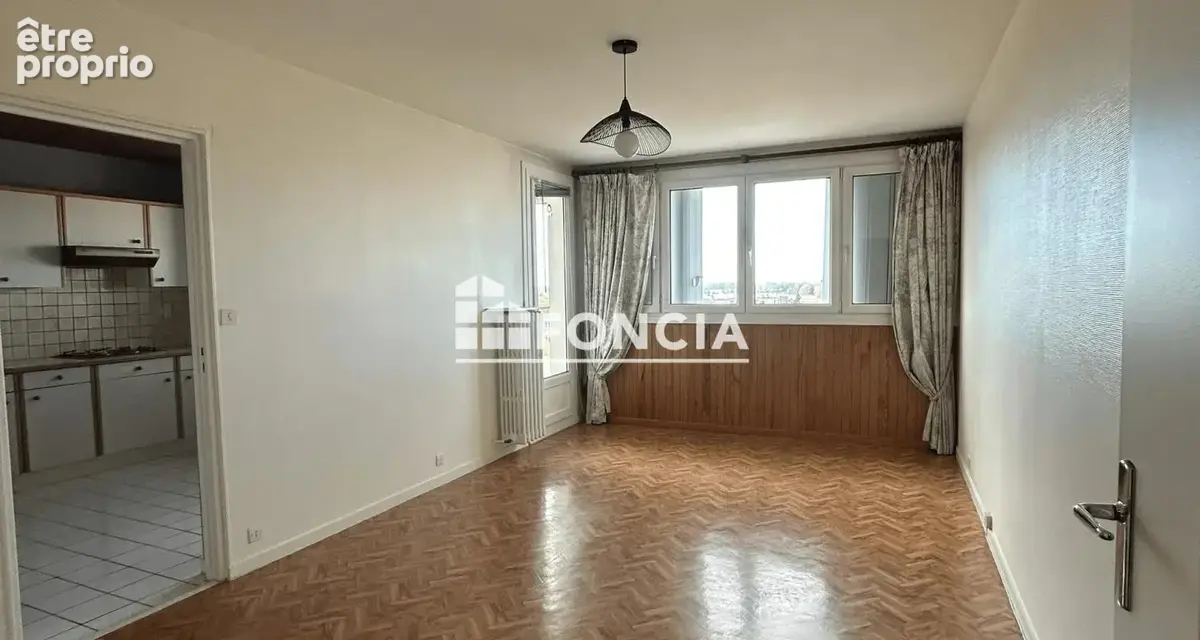 Centre-ville appartement balcon, stationnement - photo 3