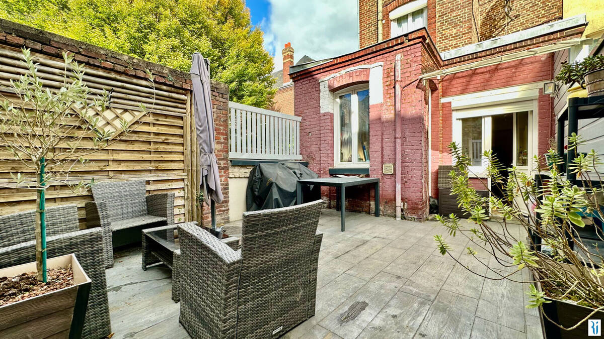 Maison à SOTTEVILLE-LES-ROUEN