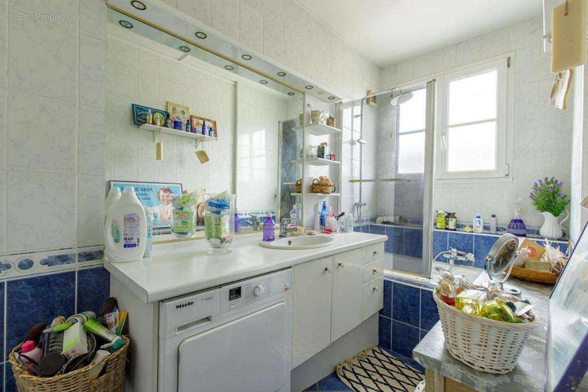 Appartement à MANTES-LA-JOLIE