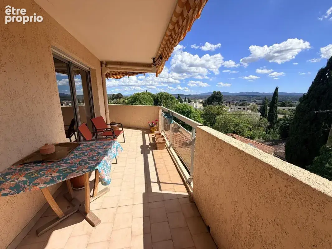 Appartement T4 101 m² avec terrasse à Aix-en-Provence secteur Nord dans résidence sécurisée - photo 2