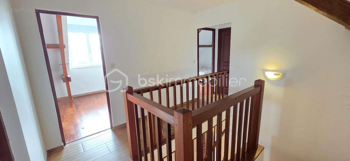 Maison à SAINT-BARTHELEMY-D&#039;ANJOU