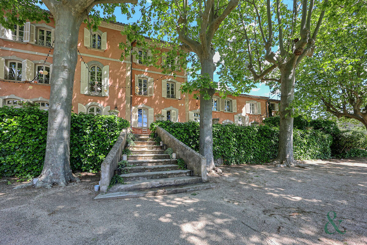 Maison à CARNOULES