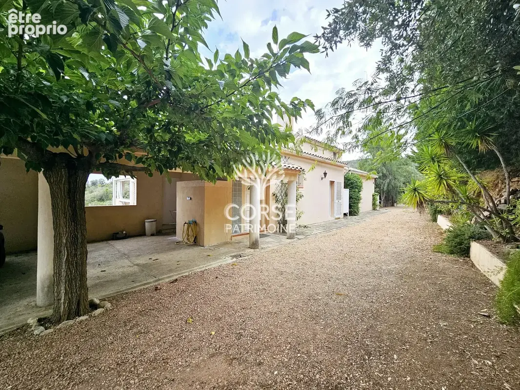 Villa avec piscine vue panoramique sur la mer - photo 9