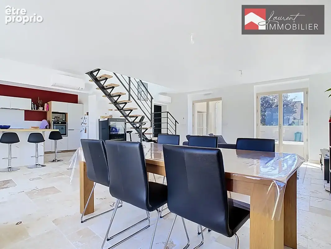 A SAINT-MARCEL - Maison de charme 159 M²  - 4 Chambres - photo 3