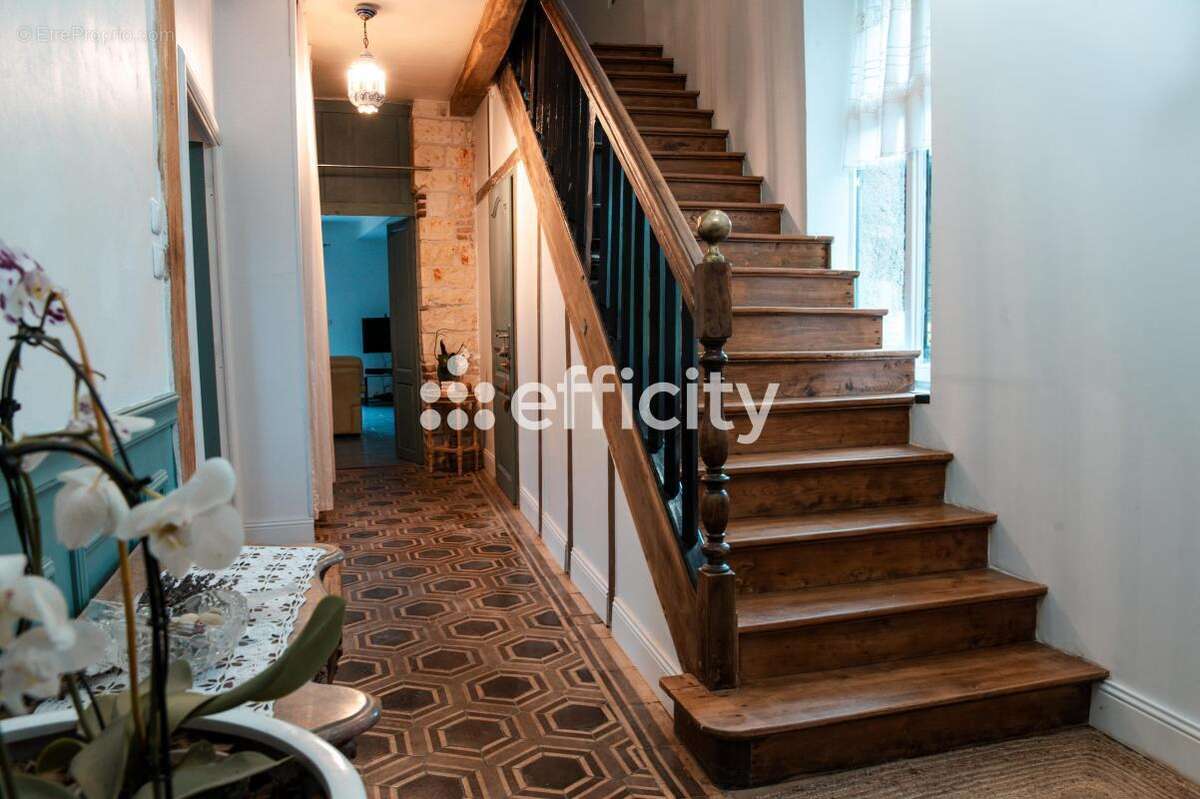 Maison à SUS-SAINT-LEGER