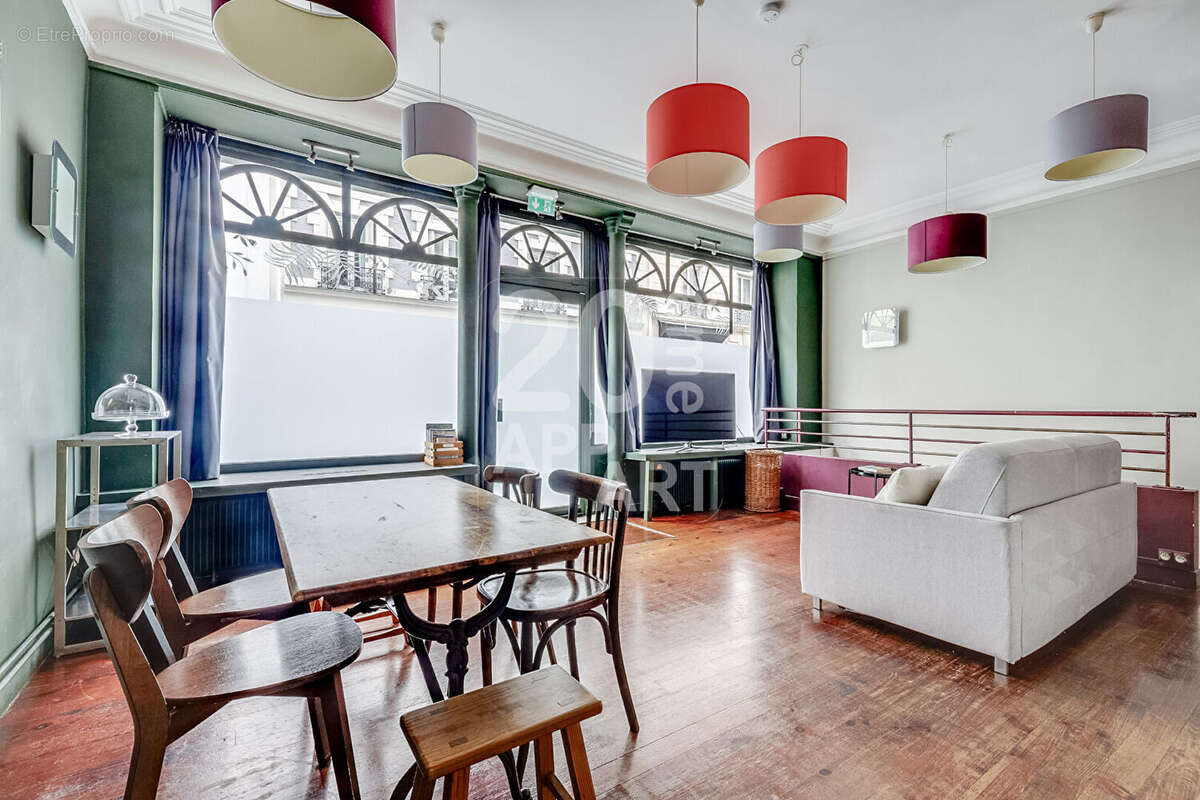 Appartement à PARIS-20E