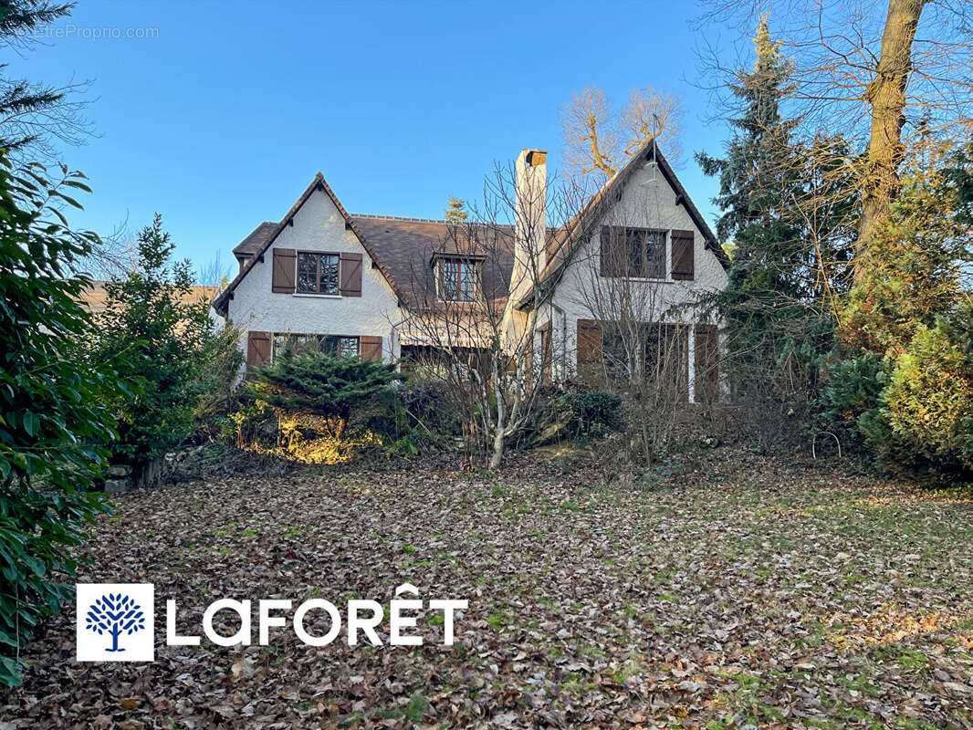 Maison à VILLIERS-SUR-ORGE