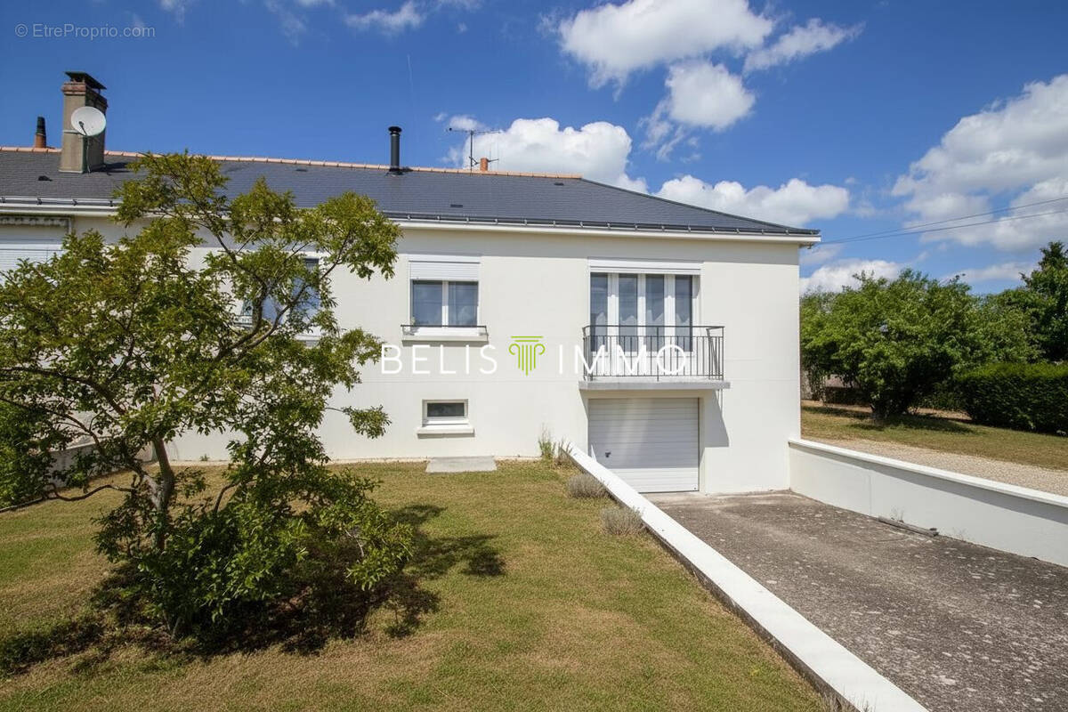 Maison à MONTLOUIS-SUR-LOIRE