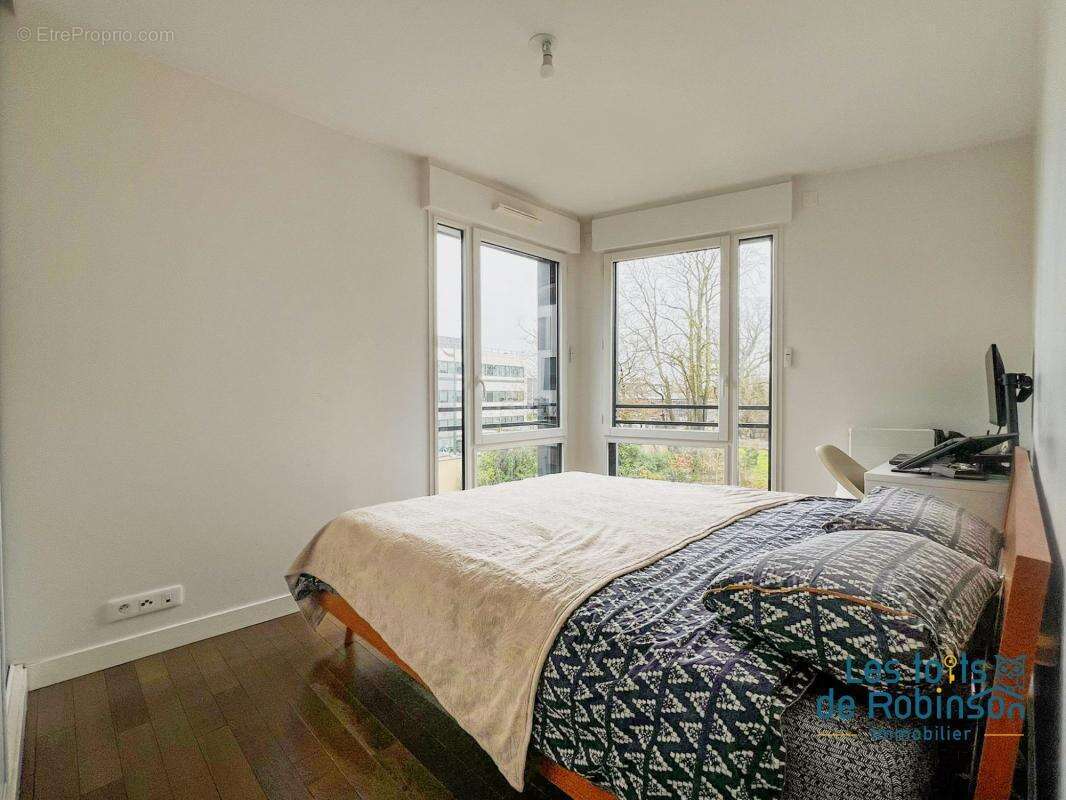 Appartement à LE PLESSIS-ROBINSON