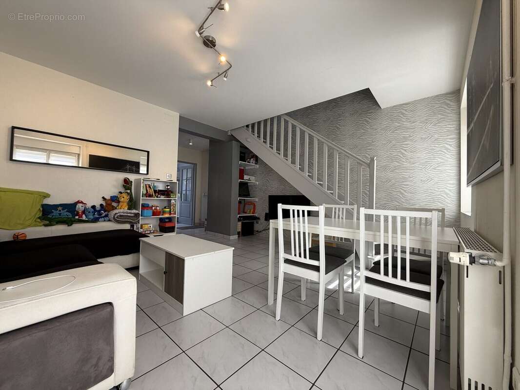 Maison 76 m² à Auboue  - photo 2