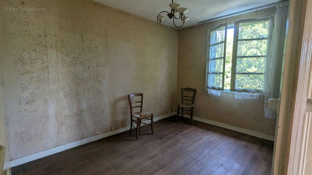 Ensemble de 2 maisons à rénover avec fort potentiel - photo 5