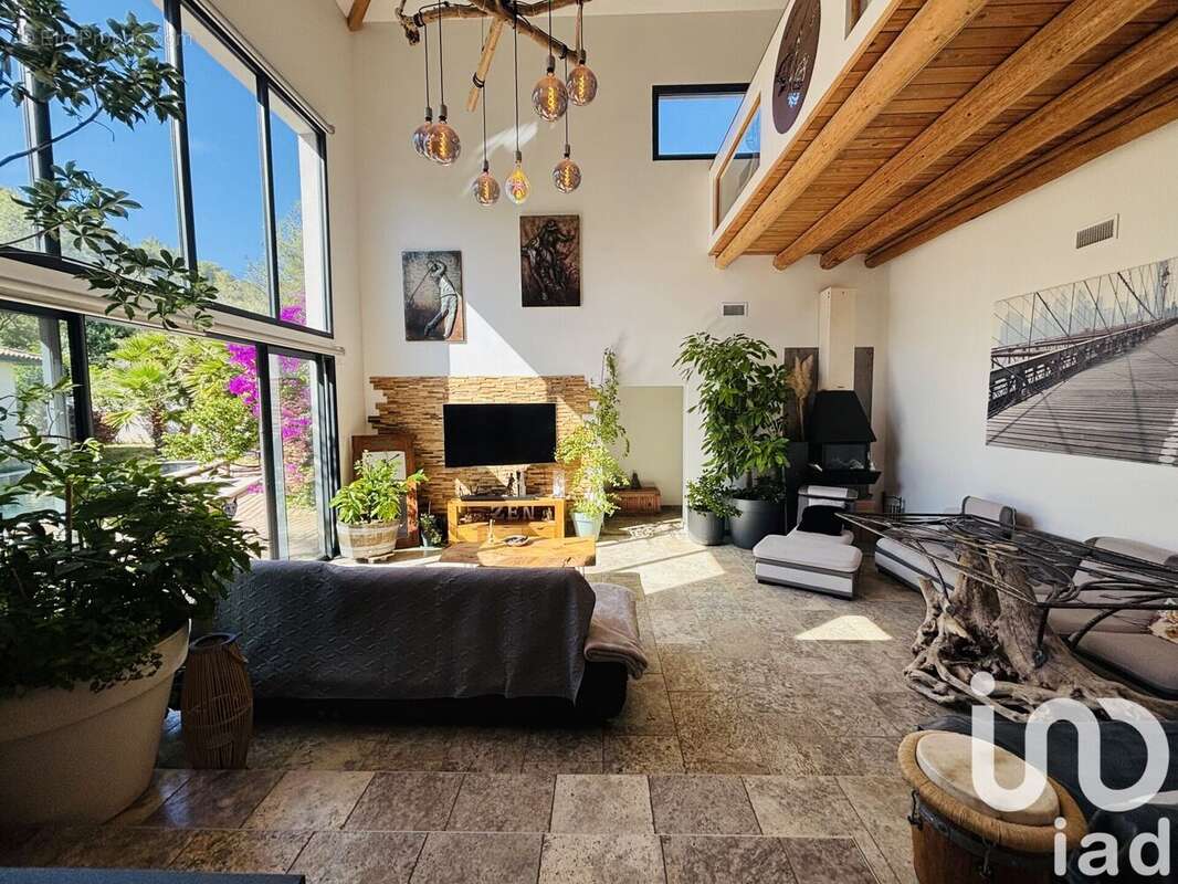 Photo 8 - Maison à CESSENON-SUR-ORB