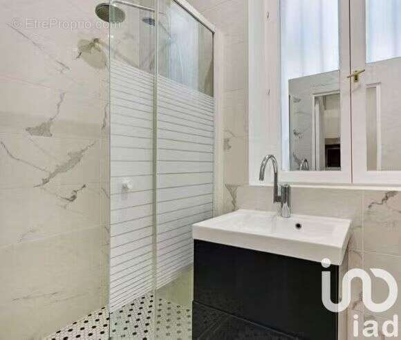 Photo 3 - Appartement à PARIS-3E