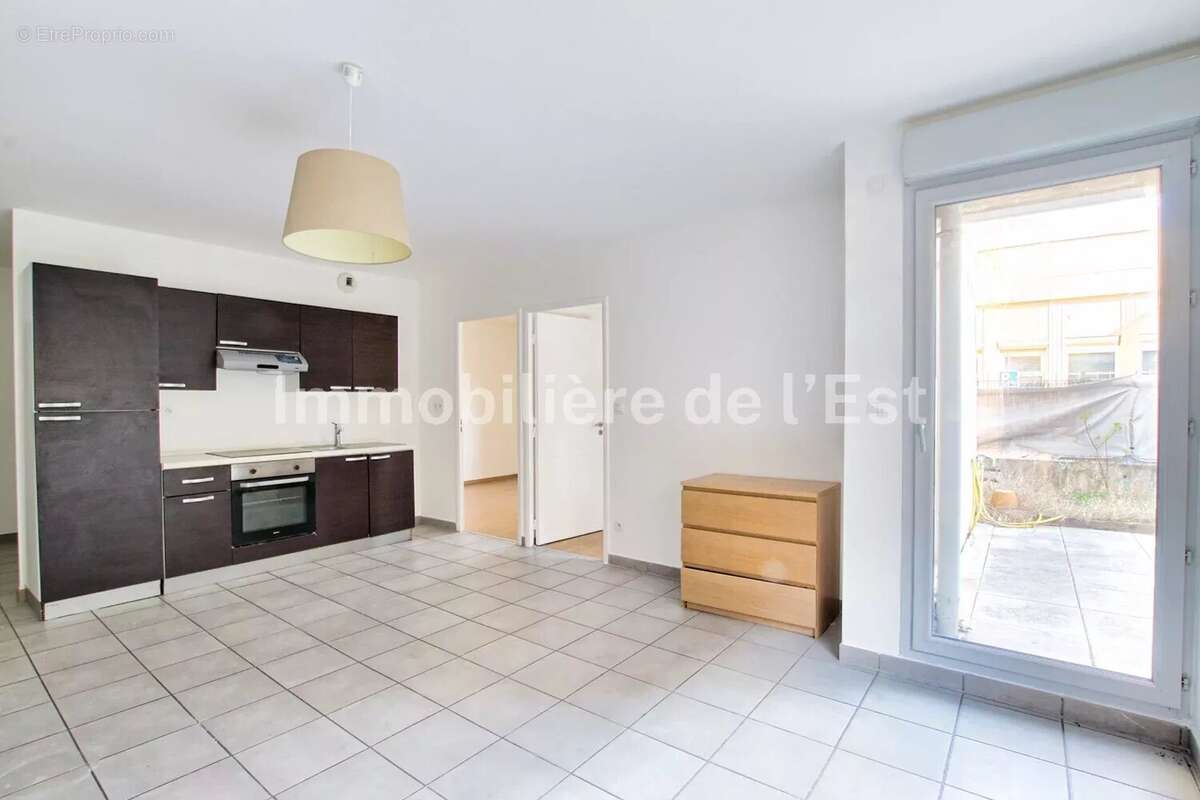 Appartement à LYON-8E