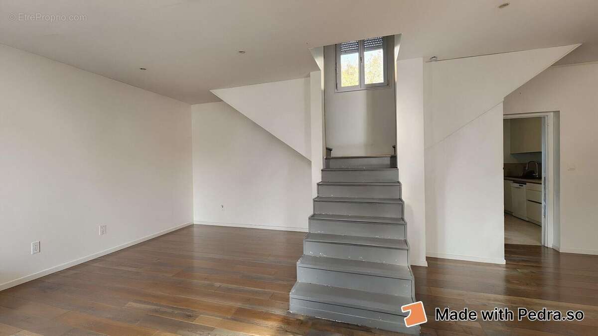 Maison 117 m² à Montceau-Les-Mines  - photo 4