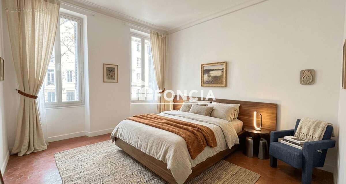 Appartement à MARSEILLE-6E