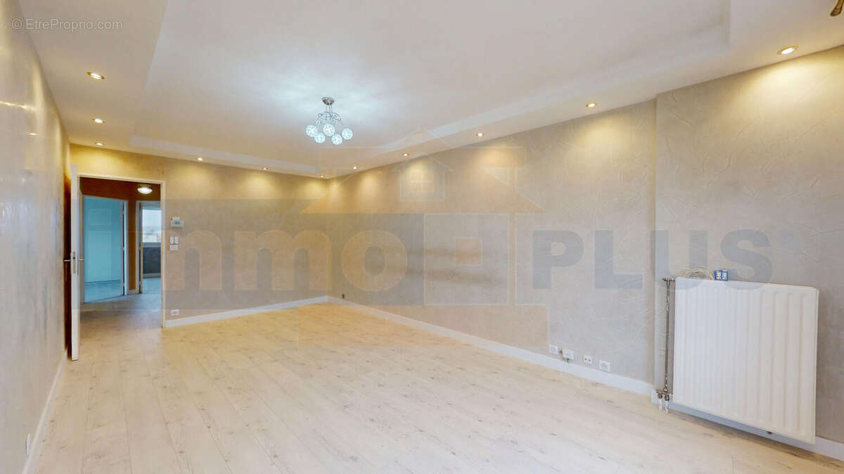 Appartement Plaisir 3 pièces 71 m2 + 1 garage en sous-sol - photo 7