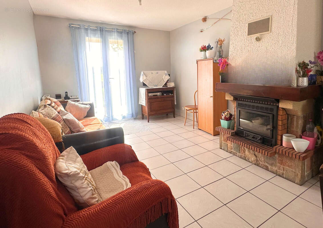 Maison à RAVEL