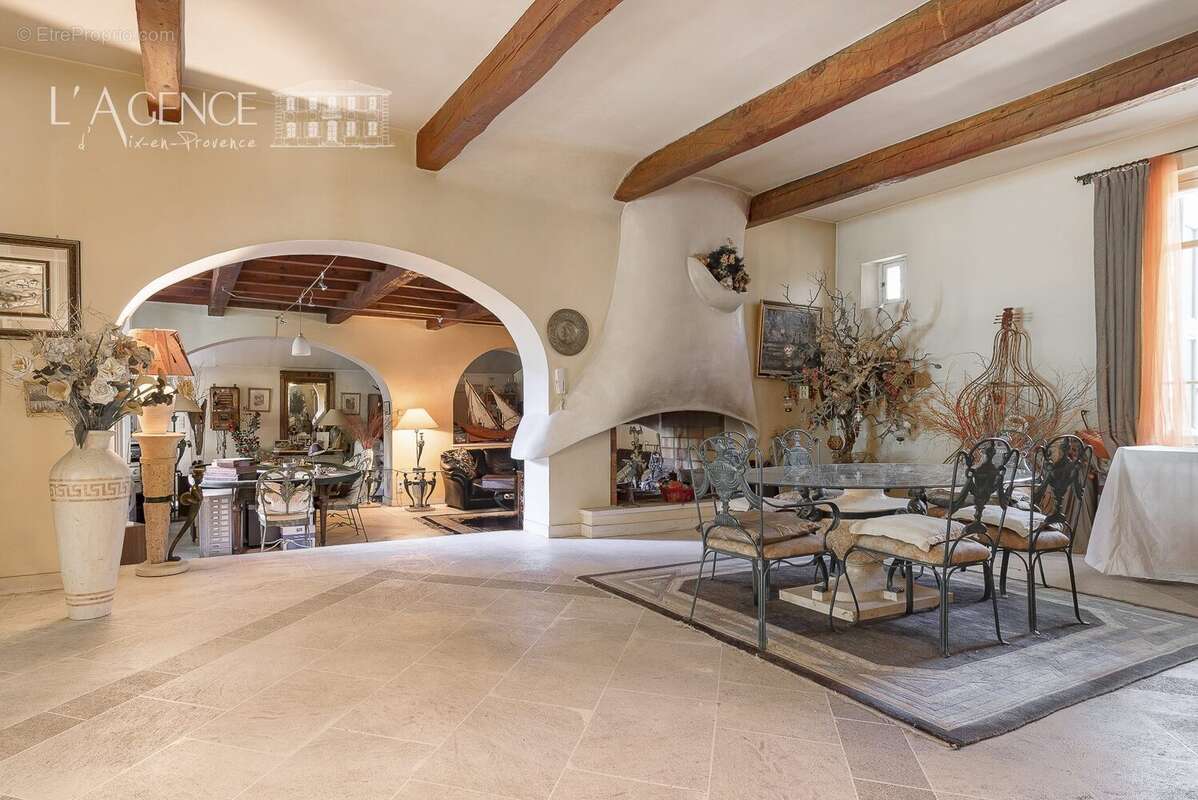 Maison à AIX-EN-PROVENCE