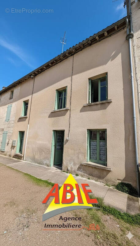 Photo 1 - Maison à MAGNE