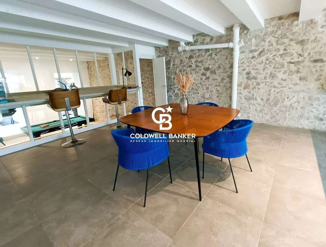 Appartement à HYERES