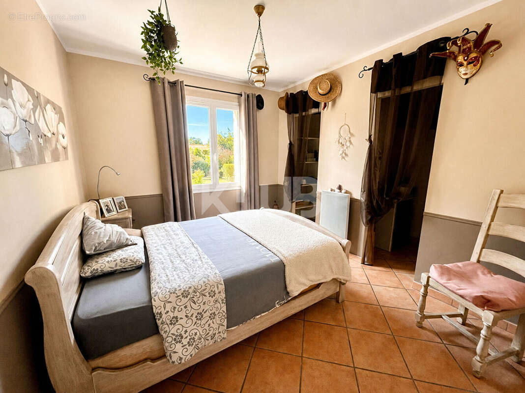 Maison La Valette Du Var 5 pièce(s) 124 m2 - photo 6