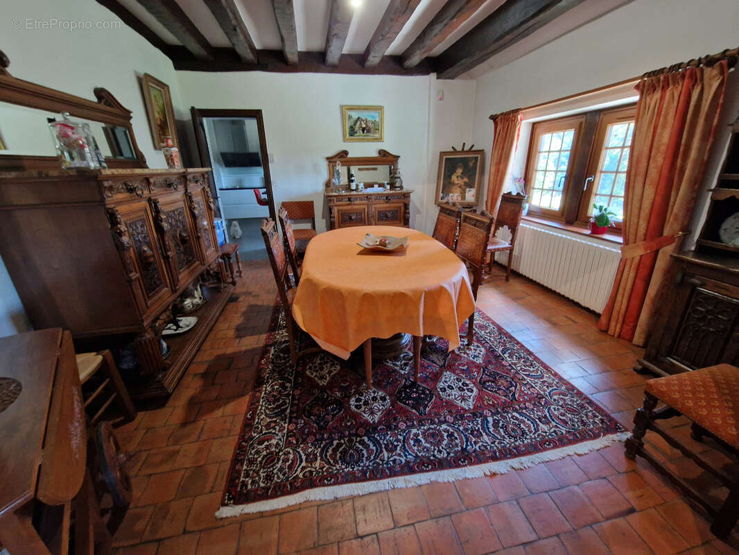 Maison à BRIQUEMESNIL-FLOXICOURT