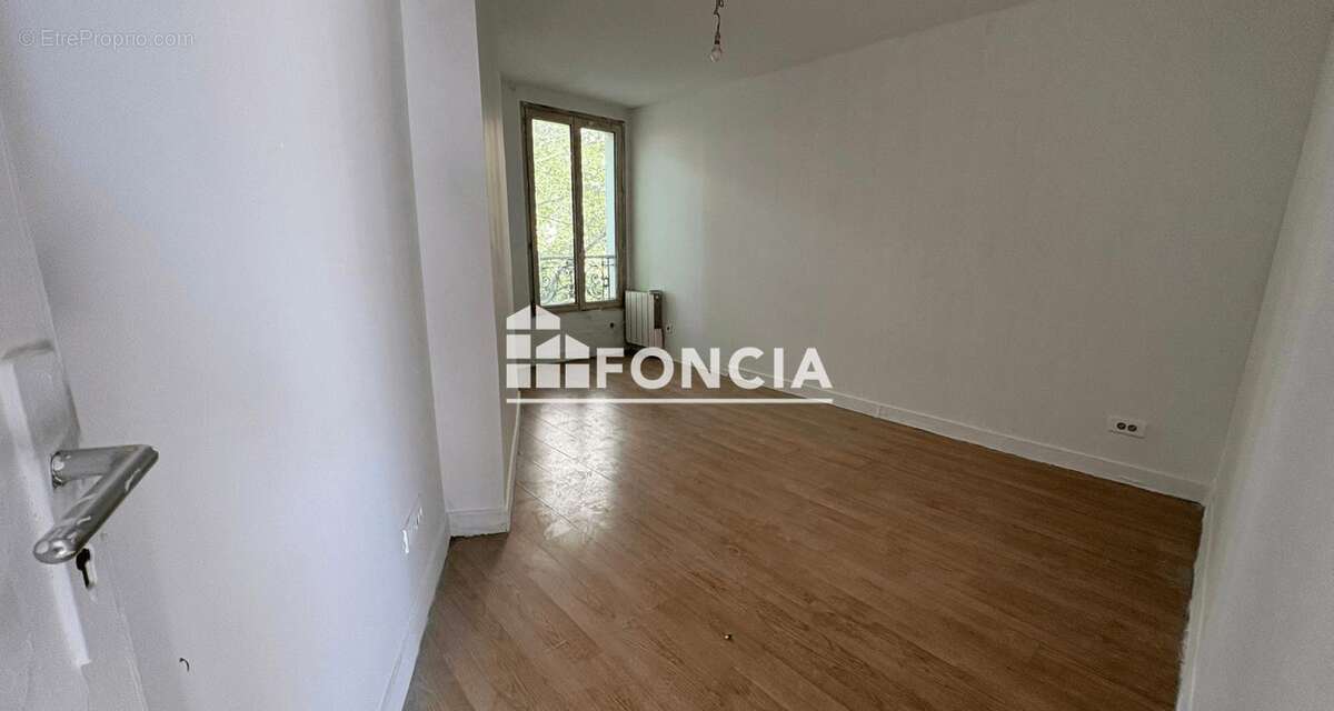 Appartement à SAINT-OUEN