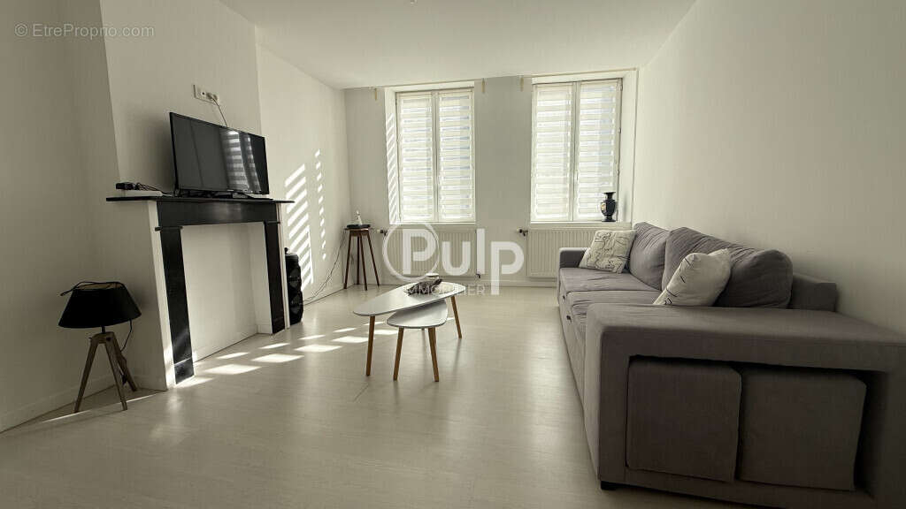 Appartement à AVESNES-LE-COMTE