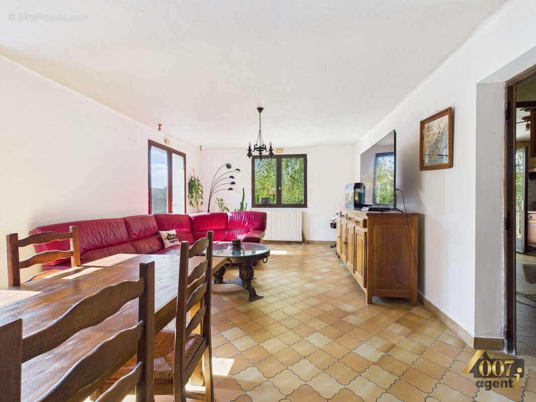 Maison à SAINTE-HELENE-DU-LAC