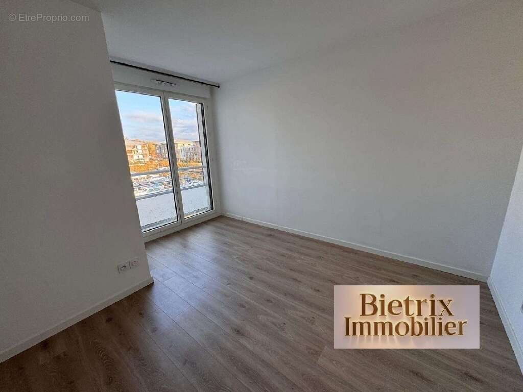 Appartement à L'ISLE-ADAM