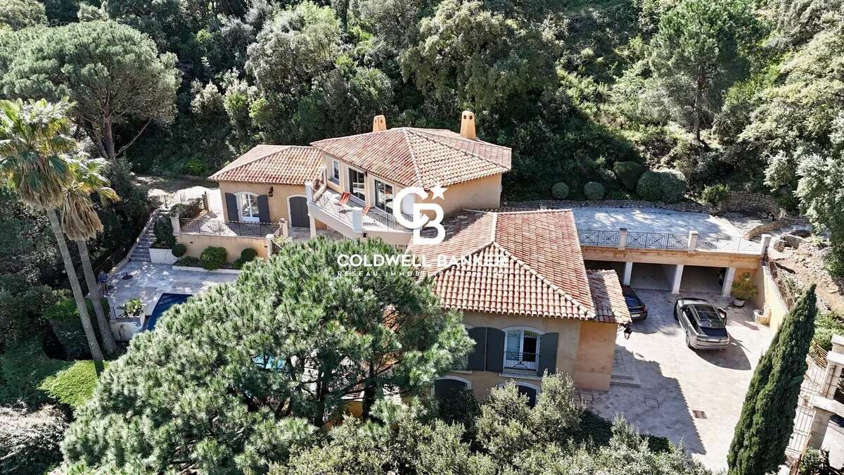 Maison à CAVALAIRE-SUR-MER