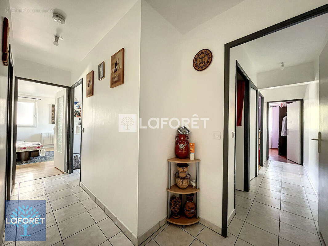 Appartement à ELANCOURT