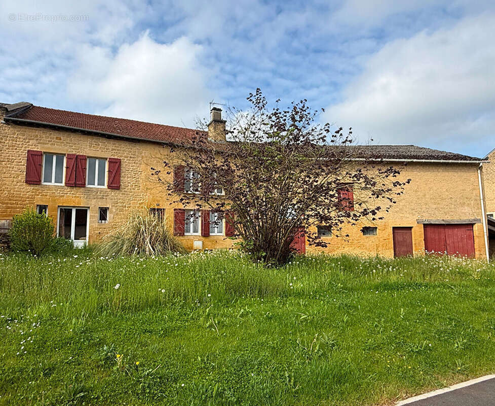 Maison à CHARLEVILLE-MEZIERES